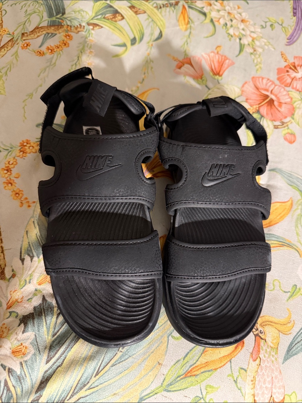 Nike Kids Black Sport Sandals with Hook-and-Loop Straps